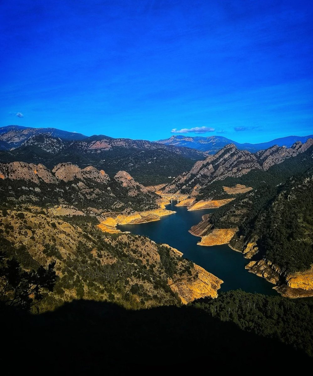 JSendarrubias's tweet photo. #Solsonès
#LlosadelCavall
#SantLlorençdeMorunys
#elTempsTV3
#turismesolsones
#Lleida
#Catalunya https://t.co/BnUZ0ddwTV