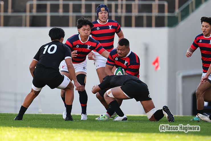 rugjpn365's tweet photo. 素晴らしいディフェンスで #天理大学 が関西王者に！ #京産�� の強みを封じ込めて勝利。#川越功喜 #太安善明 のU20日本代表バックローのタックルは最後まで低かった！ 次は選手権、 京産大ももう一度調子をあげて全国制覇を目指す https://t.co/k0ayv1j2vX #大学ラグビー https://t.co/G4ZJA0wzO8