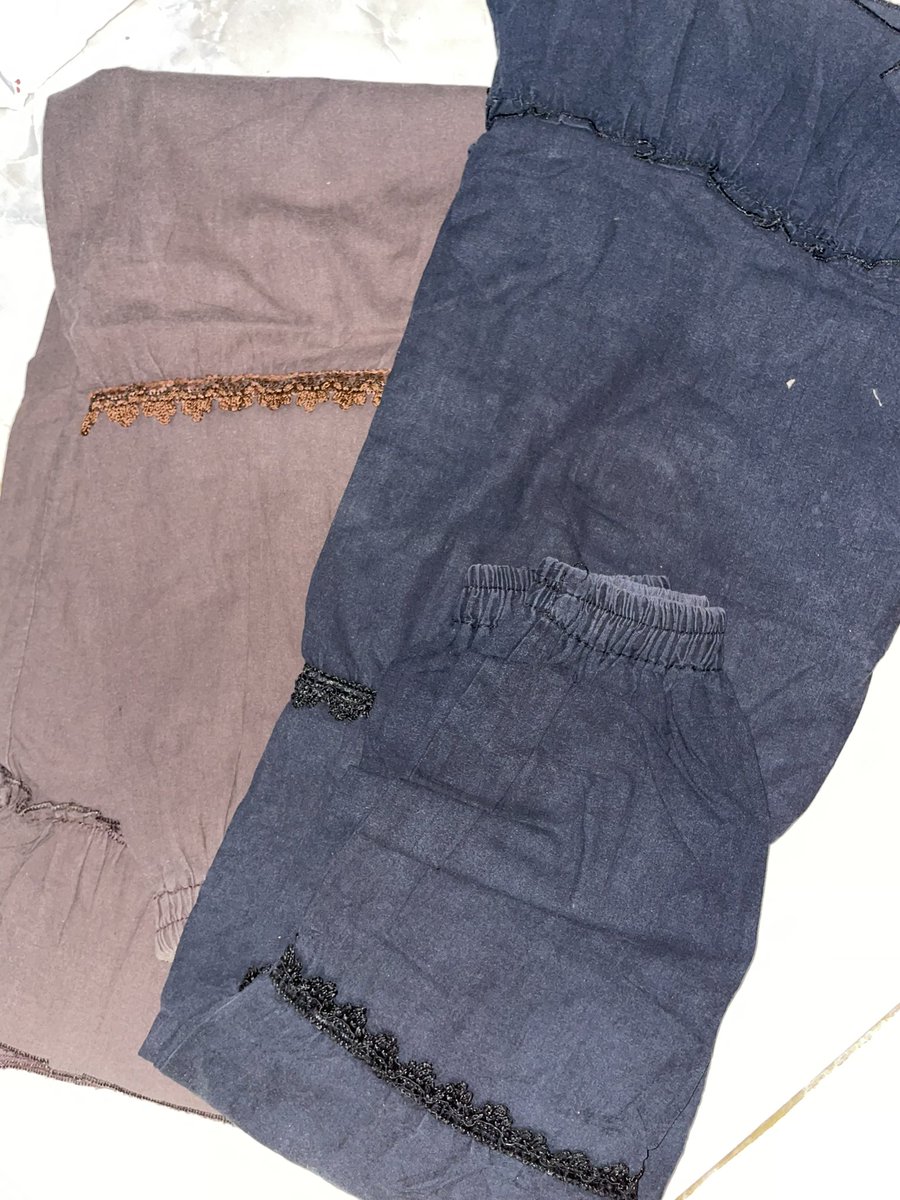 prelovedbyrep's tweet photo. rok coklat dan hitam 20k aja angkut! https://t.co/hpbwr8MLXP