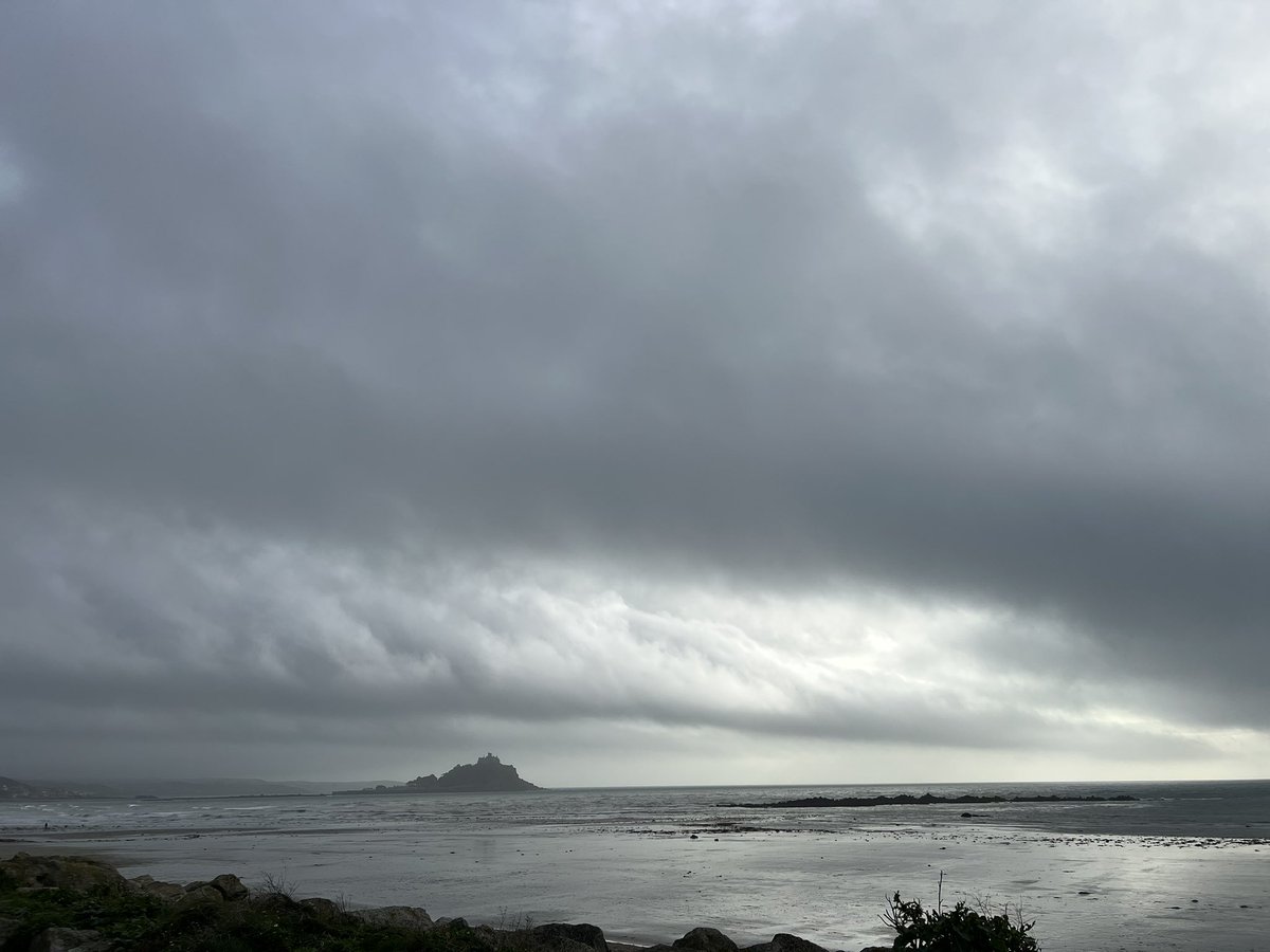 Kernow_Life's tweet photo. A rather grey but fantastically atmospheric morning here at #Longrock folks out walking their #Dogs others #running by . Very misty across all of the horizon from #Marazion to #Mousehole #Newlyn & #Penzance . #Seagulls above soaring on the breeze calling out. The ever present sound of the #Sea which today is choppy but quite flat. There’s a lovely #Pony on the #Beach cantering by at this moment with St Michael’s Mount in the background. Currently it’s a warm 12 degrees C & a light breeze. Seems a long way & a different world from the hustle and bustle of the local #Tescos #Sainsburys etc. where the #Christmas madness is underway . I know where I’d rather be. Here looking out into the bay or walking the coastal path . Something here for everyone. That’s the beauty of #Kernow #Cornwall . @TourPenzance @NewlynFishing @cornish_lobster @weatherbraine @BBCWthrWatchers @Kernow_outdoors @penleelifeboat @NTSouthWest @Skentelbery @CliffsideKatie @BBCCornwall @seasaltclothing @No6Newquay @BlueWaters_H0L @BBCSpotlight @CornishOven