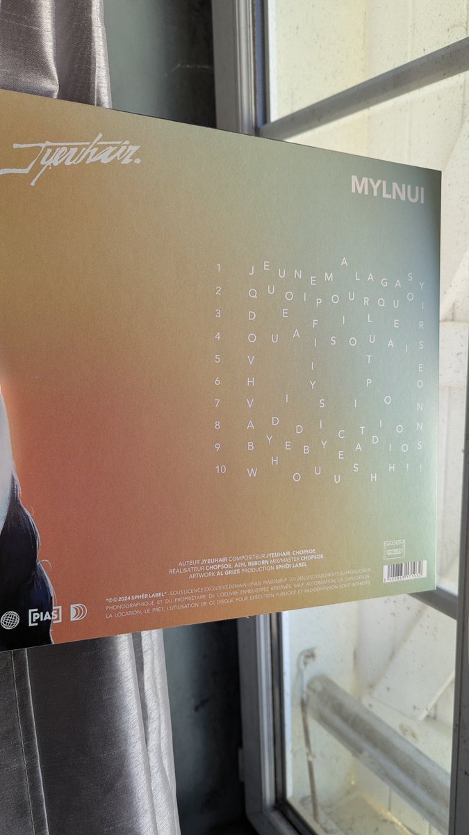 ✨ New Vinyl ✨
👤 <a href="/jyeuhair/">JYEUHAIR</a>
💿 MYLNUI

Magnifique vinyl je suis impressionné, un des meilleurs de ma petite collection en termes de design 🔥
Les goodies aussi sont si quali je m'attendais pas à ça 👌
Félicitations pour ce magnifique projet 👏