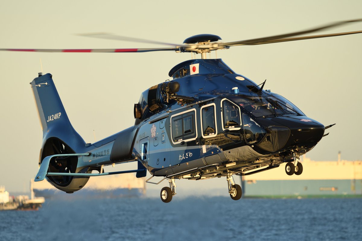 横浜ヘリポート 11/30 JA24KP （H160） エアバスからデリバリーされた