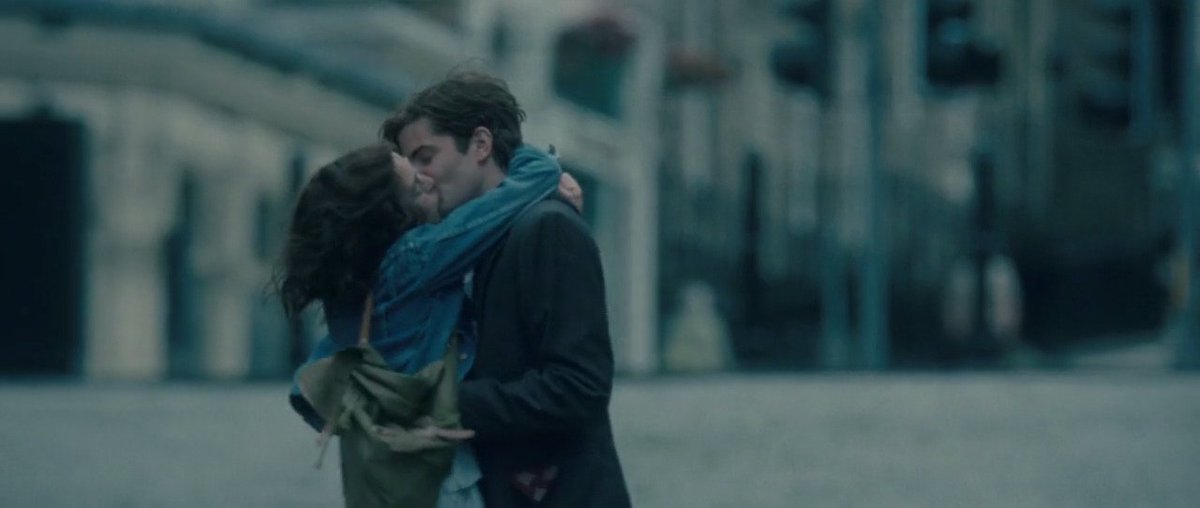 TheCinesthetic's tweet photo. One Day (2011) https://t.co/cDF0XIoTEB