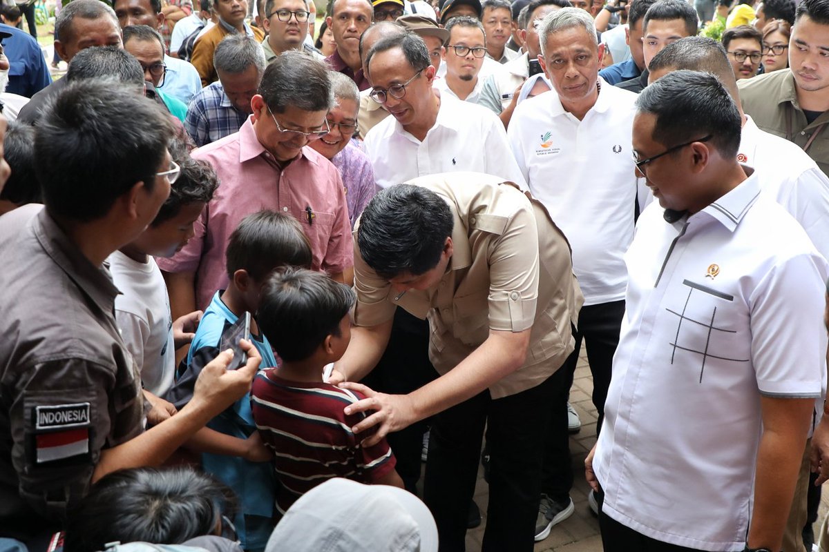 AlifKamal__'s tweet photo. Sekretaris Daerah (Sekda) Provinsi DKI Jakarta, Marullah Matali bersama Menteri Perumahan dan Kawasan Permukiman RI Maruarar Sirait, Menteri Dalam Negeri RI, Tito Karnavian, https://t.co/Z8ASj5An3m
