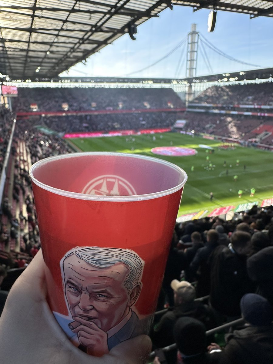 Cologne Cologne die Scheiße vom Dom 😴