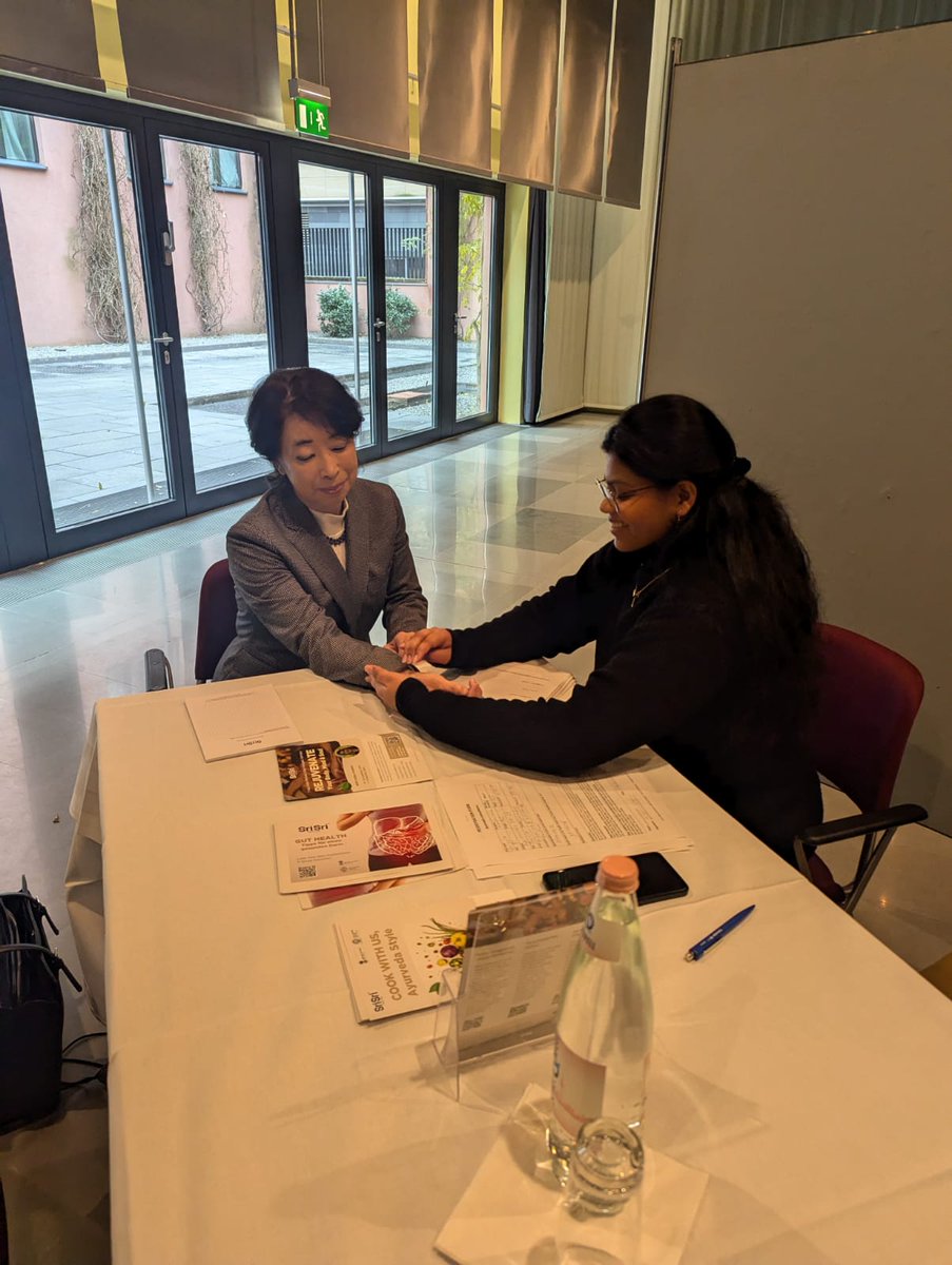 India in Germany (@eoiberlin) on Twitter photo Amb <a href="/AjitVGupte/">Ajit Gupte</a> welcomed H.E. Ms. Shino Mitsuko, Ambassador of 🇯🇵 to 🇩🇪, <a href="/BotschaftJapan/">Botschaft von Japan in Deutschland</a>, to Embassy of India, Berlin on 29 Nov 2024. They had a warm exchange, discussing regional and global developments, diplomatic priorities and opportunities for collaboration in their roles. Amb <a href="/AjitVGupte/">Ajit Gupte</a> welcomed H.E. Ms. Shino Mitsuko, Ambassador of 🇯🇵 to 🇩🇪, <a href="/BotschaftJapan/">Botschaft von Japan in Deutschland</a>, to Embassy of India, Berlin on 29 Nov 2024. They had a warm exchange, discussing regional and global developments, diplomatic priorities and opportunities for collaboration in their roles.
