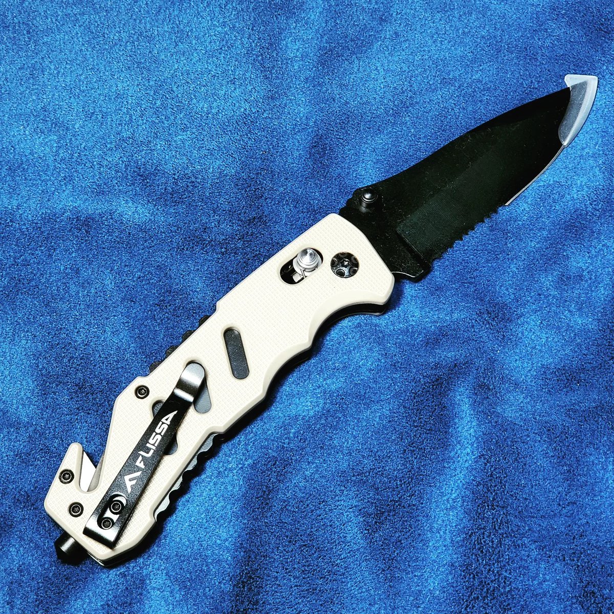 SparrowDamien's tweet photo. #2024年11月30日 #本日の購入品 #月末はナイフの日 #knife#foldingknife #flissa #worldofhobbies #mycollections
多機能ナイフです。
v(・∀・*)
— 場所: 六月 https://t.co/Z0Hivqpx2Q