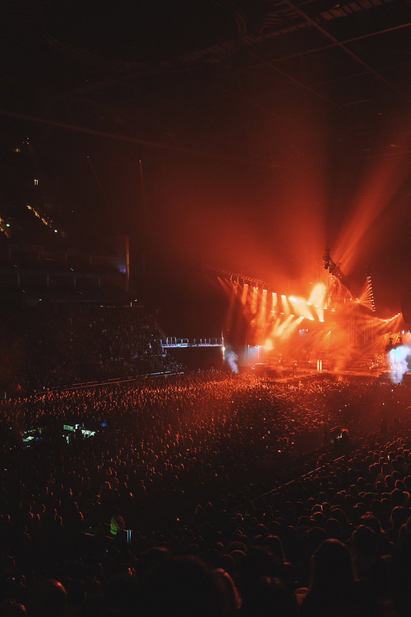 Sleep_Token's tweet image. Sacred moments in time, captured in London by @Adamrosssi

Come Tuesday, the collective shall once again return to the @TheO2 

Tonight, Cardiff shall gather in Worship.