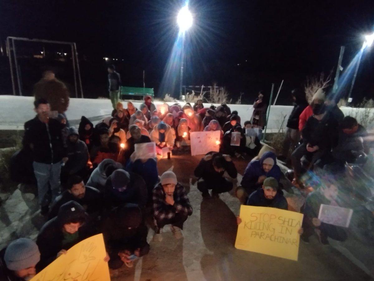 lusukc's tweet photo. 🕯️The LUSU, Kargil Campus, organized a candle march to condemn Shia killings in Parachinar. Starting at the University Gate, it ended at the Library with addresses by union leaders. Together, we stand for justice and peace. ✊#CandleMarch #JusticeForParachinar #LUSU #Solidarity https://t.co/G4K1C8ManS