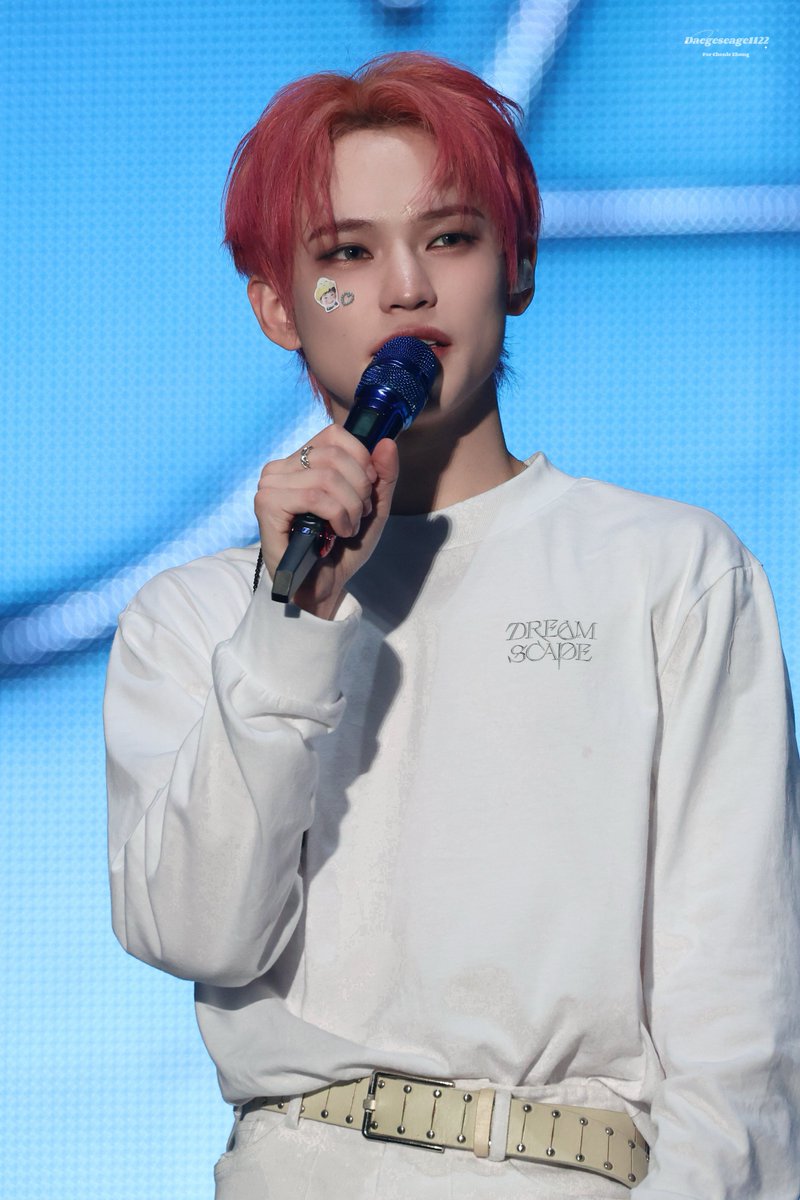 데이지 tweet media