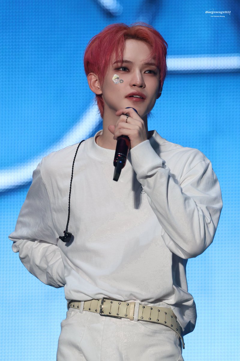 데이지 tweet media