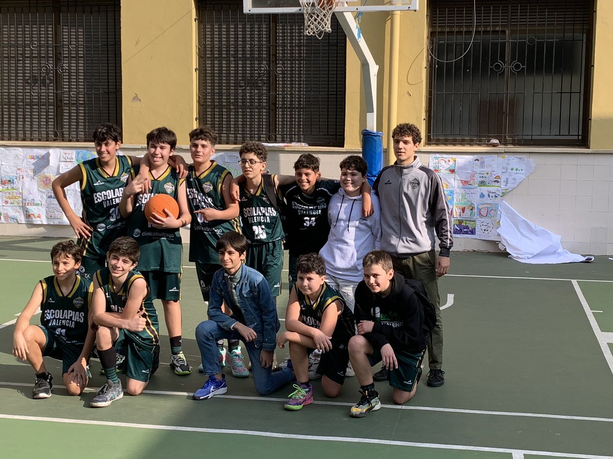 CB Escolapias tweet media