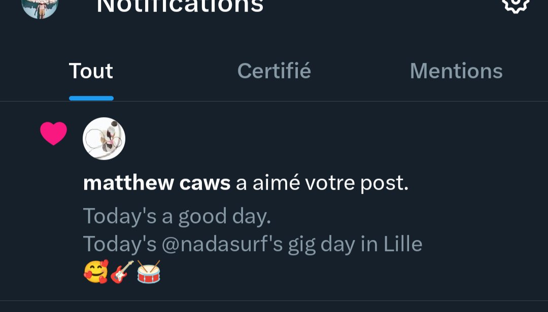 Les petites choses toutes simples qui font sourire niaisement. 
Exemple 1 : 🥰