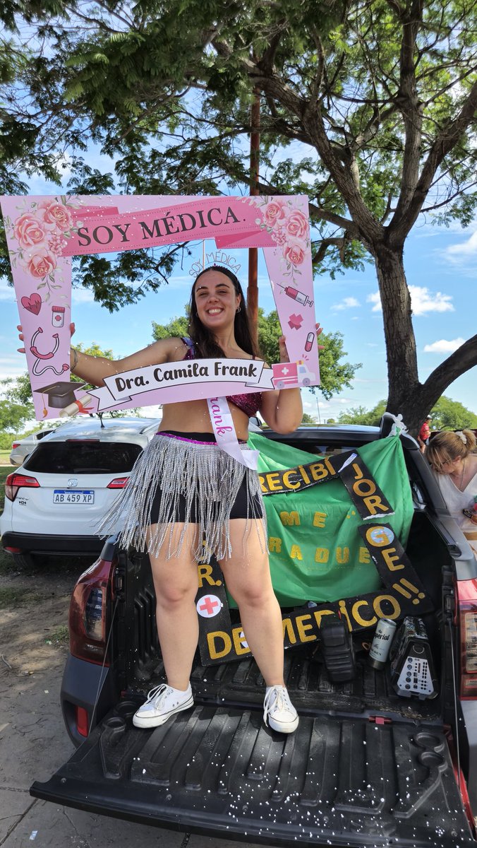 Ah re se recibía, SOY MÉDICA LOCOOOOOO!!!