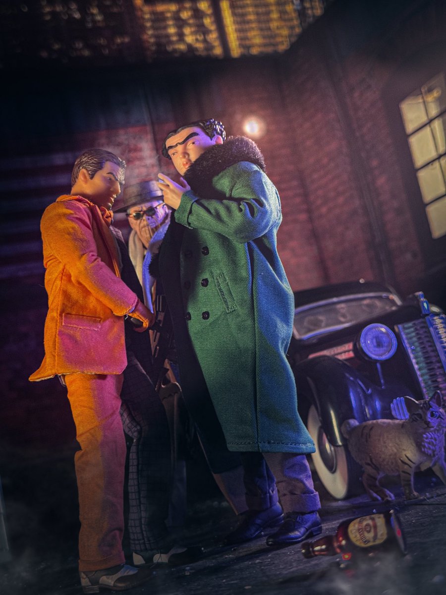 toyetic40s's tweet photo. SUMMIT OF EVIL…
#TwoFace #FlatTop #Pruneface #Mezco #MezcoToyz #ExtremeSets #Warehouse #DickTracy #ACTIONFIGURES #ActionFigurePhotography #ToyPhotography
@mezcotoyz @DickTracyMovie @Batman @DCOfficial @Extreme_Sets https://t.co/BDu53wpH2t
