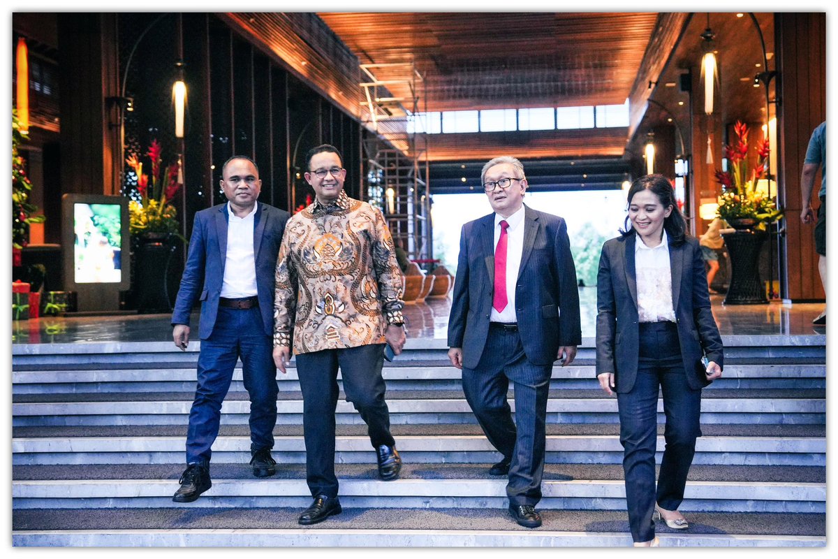 Turut bertukar gagasan dalam diskusi panel “Menegakkan Hukum untuk Kepastian Hukum dan Keadilan” di Rakernas Ikatan Advokat Indonesia (IKADIN) kemarin.

Mengingatkan kembali pentingnya integritas sebagai fondasi kepercayaan publik. Para pendiri republik kita dihormati bukan hanya