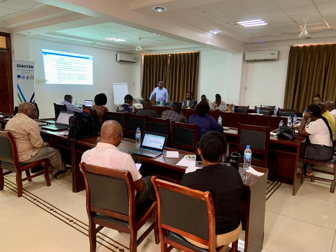qualitantz's tweet photo. Happening now: @UNIDO_TZA through @EUinTZ @qualitantz has completed an extensive training program targeting 180 @TBS_Tanzania Inspectors stationed at 18 key entry points across 🇹🇿 focusing on ISO 17020 standard &amp; adopting risk-based inspection checklist &amp; procedures. 

#QS4Dev https://t.co/V47XQMkM0a