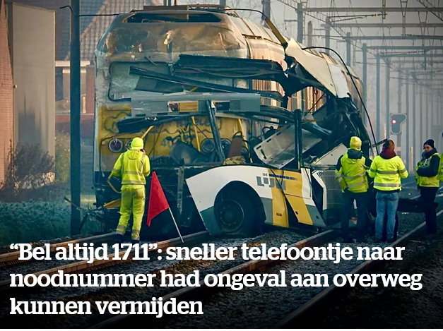 Neen, de buschauffeur heeft juist gehandeld. Eérst die kinderen in veiligheid brengen, en dàn bellen. Die man kon niet weten hoe lang het zou duren vooraleer er een trein aankwam.  Maar ja, prioriteiten bij de NMBS... 😡