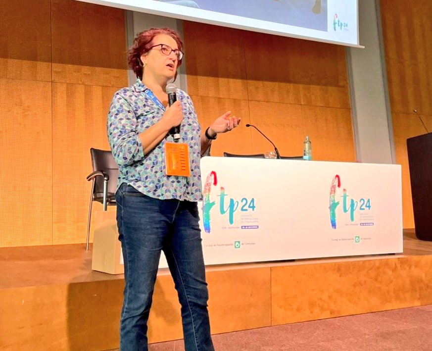 Aina Perelló Bratescu (@aperebrat) on Twitter photo ▶️ Aquests dos cracks han estat avui a #FTP24 compartint l'experiència del projecte #ActiDoT
<a href="/perevirgilicat/">PS Pere Virgili</a> ▶️ Aquests dos cracks han estat avui a #FTP24 compartint l'experiència del projecte #ActiDoT
<a href="/perevirgilicat/">PS Pere Virgili</a>