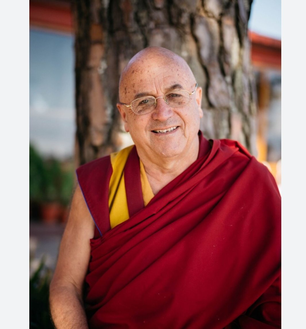minds_eminent's tweet photo. Most people are depressed.

So, I studied the happiest man alive - Monk Matthieu Ricard.

What I found?

A monk’s guide to abundant happiness: https://t.co/oPILm3Noyl
