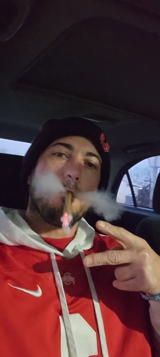 BuckeyeBilly4t's tweet image. Ga❌️e Day Wake-N-Bakes  hit different on the ❌️orning of THE GA❌️E #GoBucks  #TimeToCollect