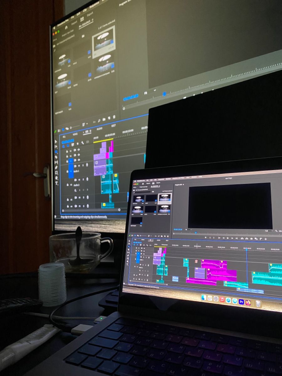saidul_dev's tweet image. Stop wasting money on video editors!
In just 2 minutes, I'll teach you how to edit videos like a pro.
Ready to level up your skills? ๐ฌ๐งต