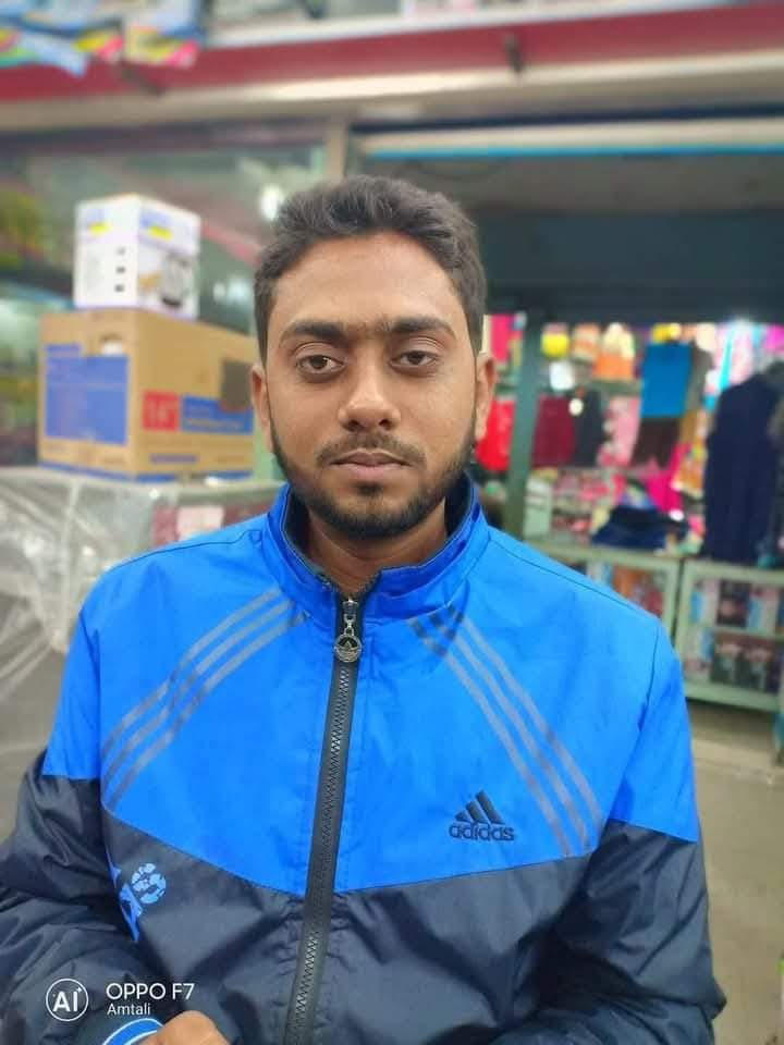 ফেসবুকে পোস্ট দিয়ে যুবকের বিষপানে আত্মহত্যা!