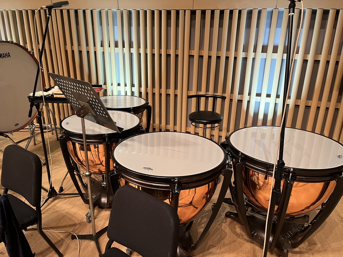 本日は #ユーフォ定演 京都公演でした！
京都でもノリノリ打楽器パート🥁

ご来場いただいた皆さま、配信をご覧になってくださった皆さま、楽しんでいただけましたでしょうか😌
今回の会場はP席があったのでお客さまがすぐそばに！👀

本日までお世話になりました！☺️✨
#anime_eupho
#progressive_wo