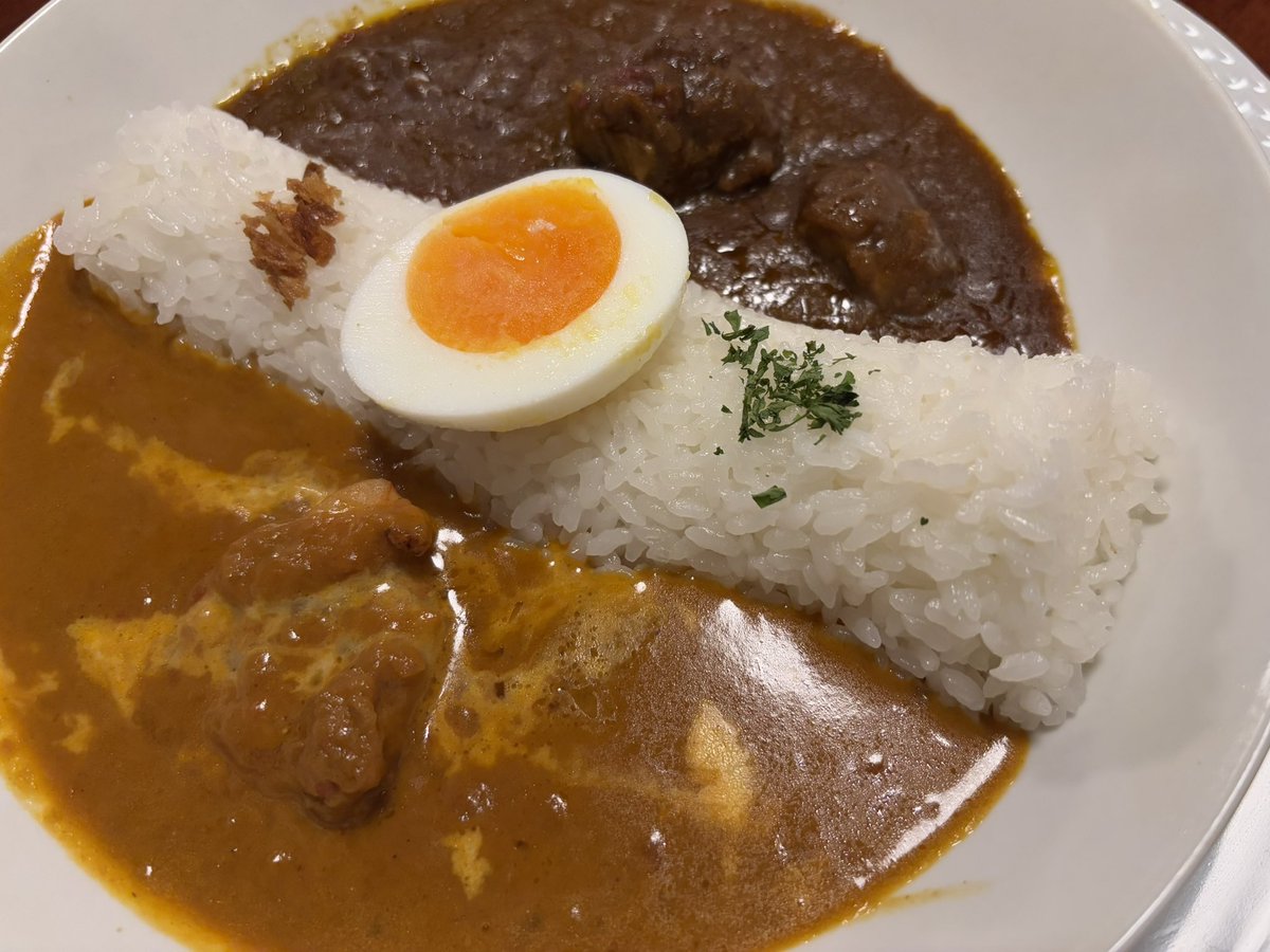 ymon_4's tweet photo. 本日AZSONadでした。
5月ぶりのbはもう本当の意味で何も出来ず笑うしかありませんでした😇でも、やっぱりbでしか味わえない幸せな時間があって、この45分のかけがえのなさを改めて思い知らされました😭絶対2年以内に都心に戻ってbに通う！！AZSONさんは言うまでもなく最高でした…
#父と天馬で全回収🍛 https://t.co/fLxptzJhaQ