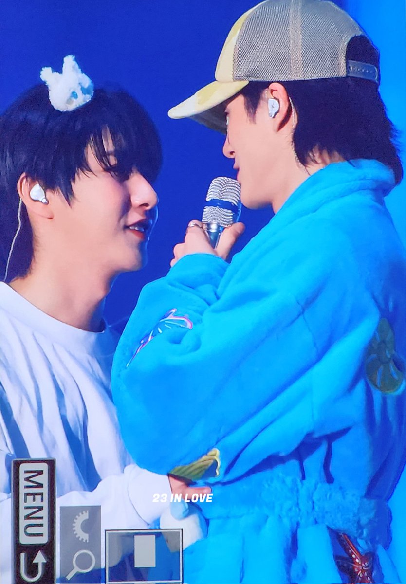 23_inlove's tweet photo. 241130 드림쇼3 앙콘d2 
#JENO #RENJUN #제노 #런쥔 #NCTDREAM

23즈 소중해🥹 https://t.co/sg2VFKw40D