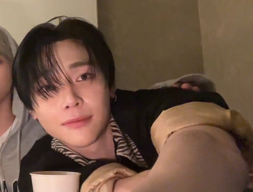 archiveforwyx's tweet photo. #andTEAM_NICHOLAS #and_TEAM #니콜라스 #王奕翔 #NICHOLAS https://t.co/UNhL5pfmGe