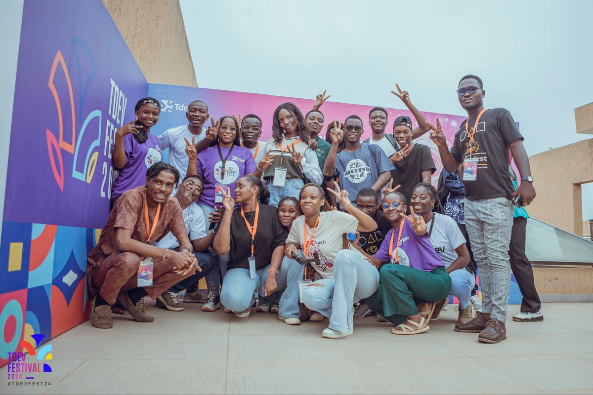 tech_apostle1's tweet image. Big thanks to Togo&apos;s kind people; I even learned some French despite the language barrier! 🇹🇬

Shoutout to everyone I connected with, you all made this experience unforgettable. Let’s keep building and pushing boundaries in tech! 🚀💡

#TDevFest24 #Innovation #AI #TechNetworking