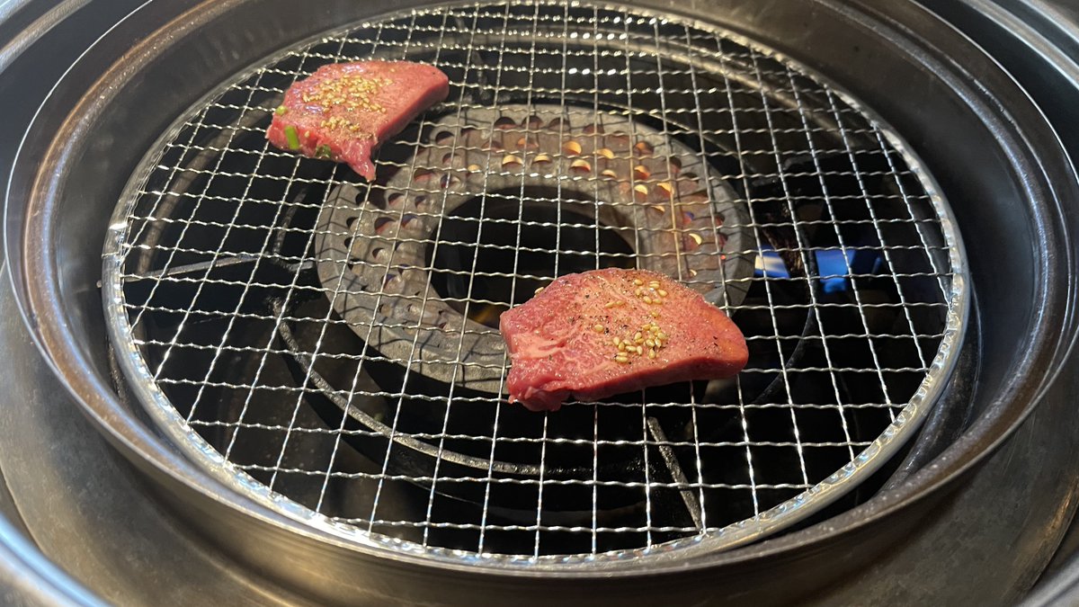 masegi's tweet photo. 岡崎で焼肉を食べたりした https://t.co/XJYfaZr2oh