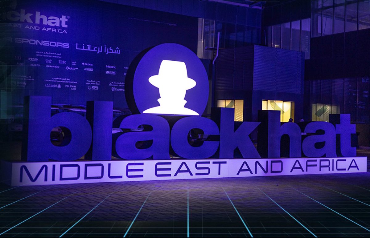 9afi_26's tweet photo. Day 3

الحمدلله قدرت احضر فعالية بلاك هات هذي السنة 
فعالية جميلة ومفيدة .
#BHMEA24 https://t.co/W0zBo8e5tu