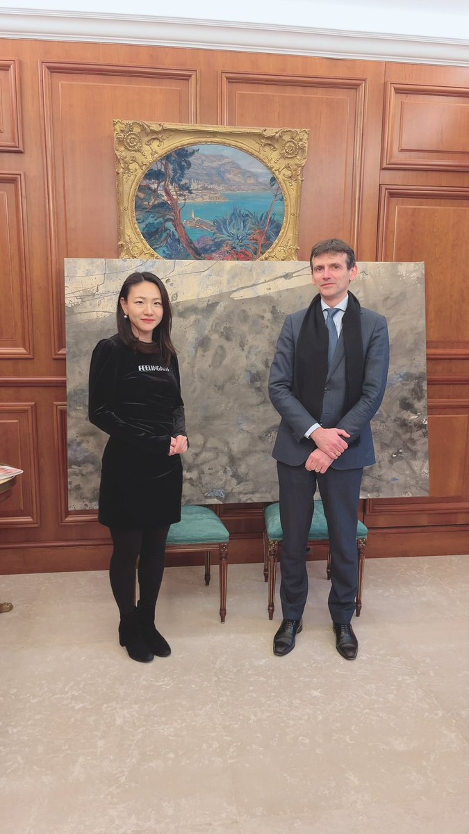 FeelingArts2019's tweet photo. FEELING ARTS, Yoshihiro Kitamura's original painting 'Taiga’ (The Great River) at the The Prince's Palace of Monaco 🇲🇨🏰
It joins the art collection of the Prince Albert II.
What an honour❤️
Thank you so much 🙏✨ https://t.co/SFaSBW1SHv
