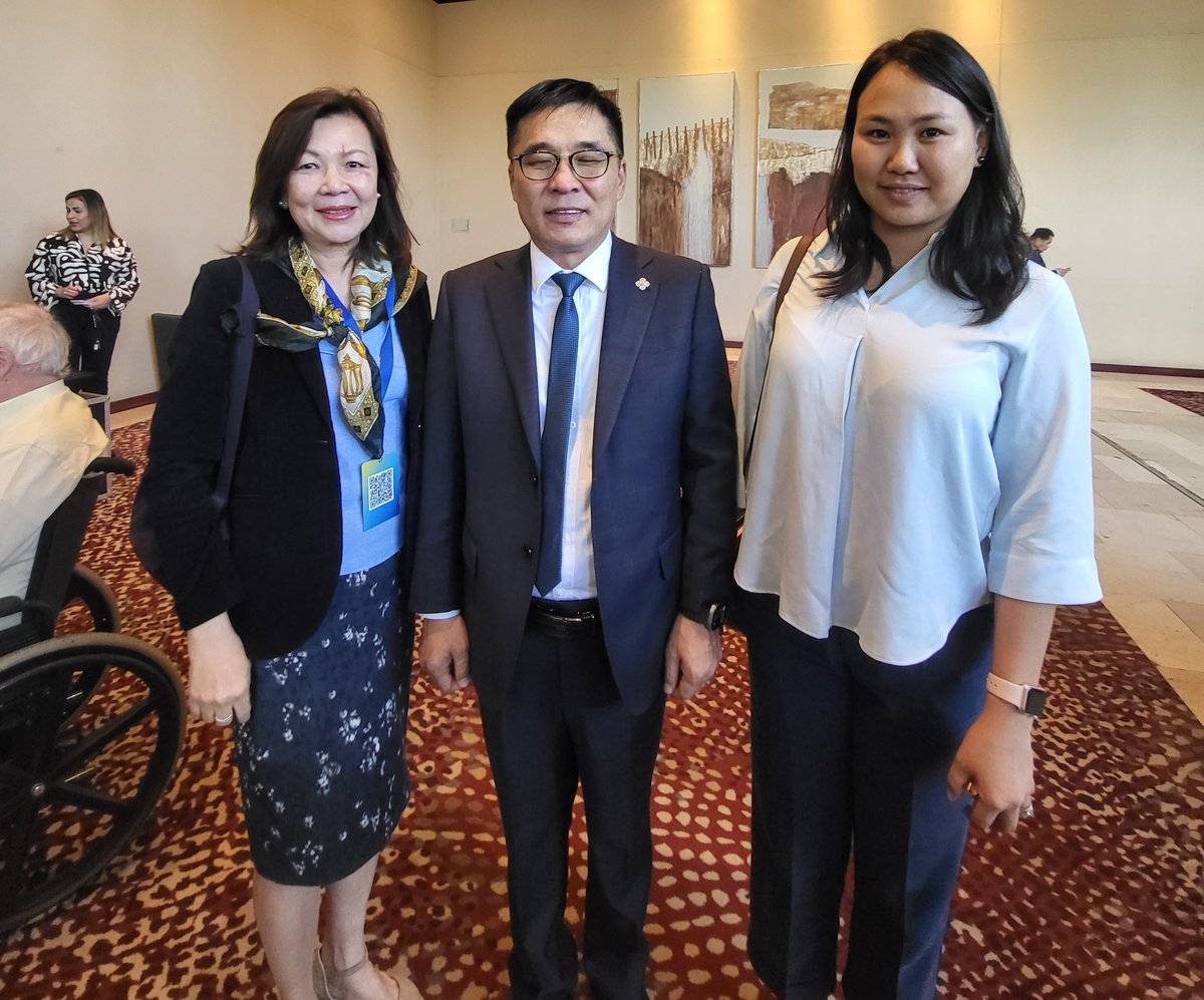 merleneemerson's tweet image. Delighted to meet with MP and Chairman of Civil Will-Green Party of #Mongolia Mr Batbaatar Bat @liberalinternat 64th Congress in Santiago representing @PaddyForum #FutureofFreedom
