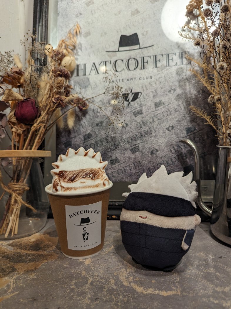 100% worth the wait at Hat Coffee in Asakusa for a Fuwago ふわ五 latte