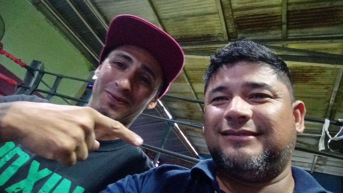 juanPonce82's tweet photo. Peleando la vida https://t.co/z8w7xP4fdu