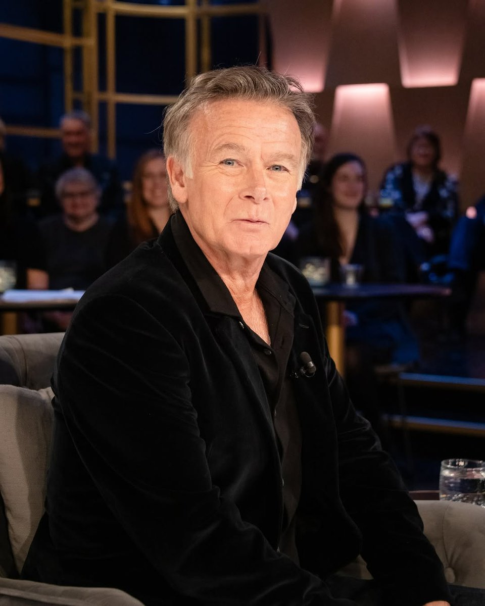 TVAFilms's tweet photo. Avez-vous manqué le passage @dubosc_franck à @cfblsTVA? 

Vous pouvez rattraper l'entrevue sur TVA+.
👉 https://t.co/IlTCmXIV5f

🐻 Dès le 10 janvier prochain, vous pourrez voir Franck Dubosc au cinéma, dans la comédie policière 𝗨𝗻 𝗼𝘂𝗿𝘀 𝗱𝗮𝗻𝘀 𝗹𝗲 𝗝𝘂𝗿𝗮. https://t.co/11vnBml8ve