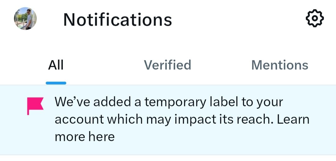 लो फिर आ गया ये Red Label ! भाई ID ही उड़ा दे इस से अच्छा!