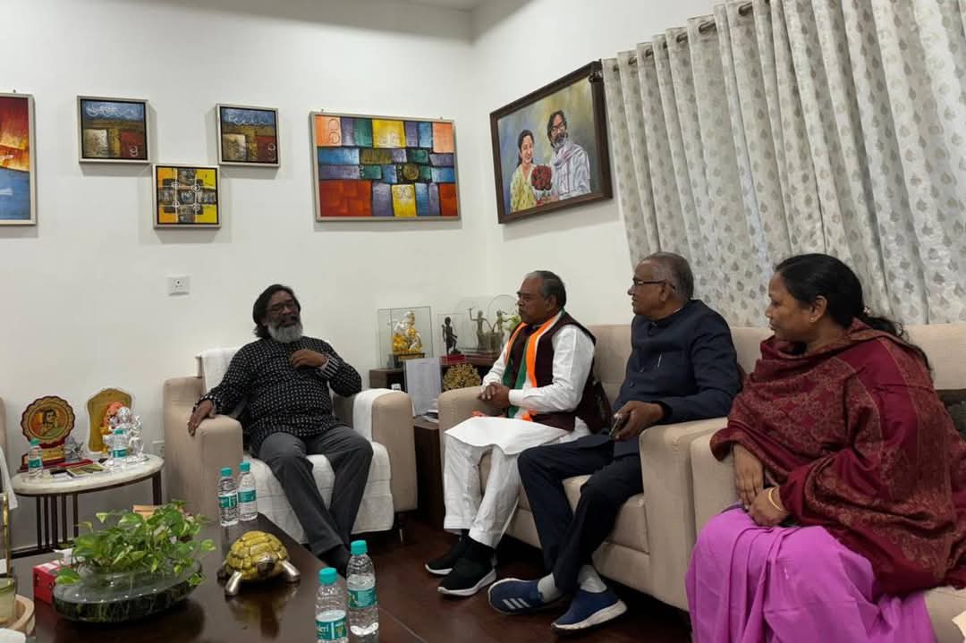 माननीय श्री हेमन्त सोरेन जी को झारखण्ड प्रदेश का एक बार फिर से मुख्यमंत्री बनने पर हार्दिक बधाई एवं सफल कार्यकाल की हार्दिक शुभकामनाएं।
आपके अनुभव और कर्मशीलता से झारखण्ड के विकास में नई रफ़्तार मिलेगी..💐💐💐