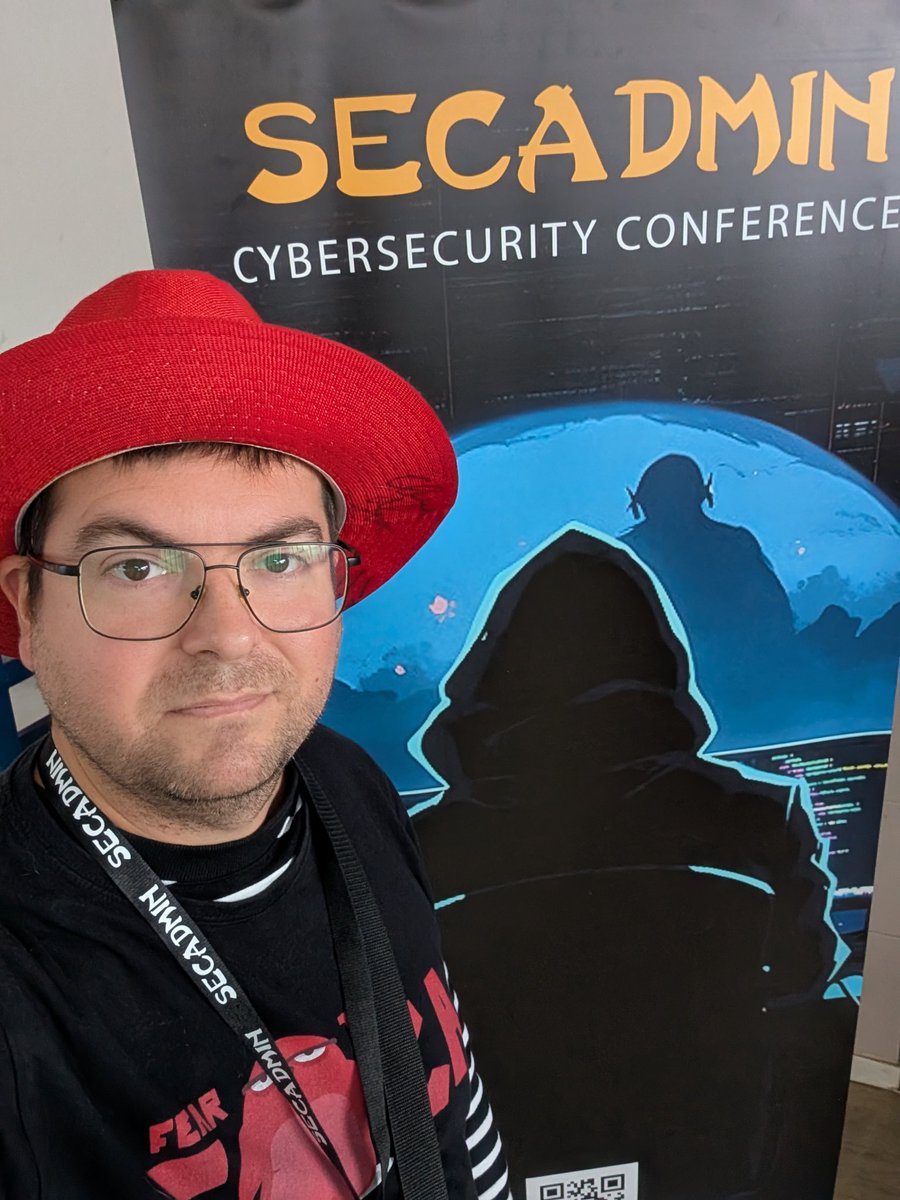 GerardFuguet's tweet photo. Sigo aquí para firmarte mi último libro
Hacking Home Devices I PoCs &Hacks Just for Fun en #secadmin2024
Me identificarás por el rojo sombrero. LET'S GO!!! @secadm1n @0xWORD https://t.co/pewyVxxmuO