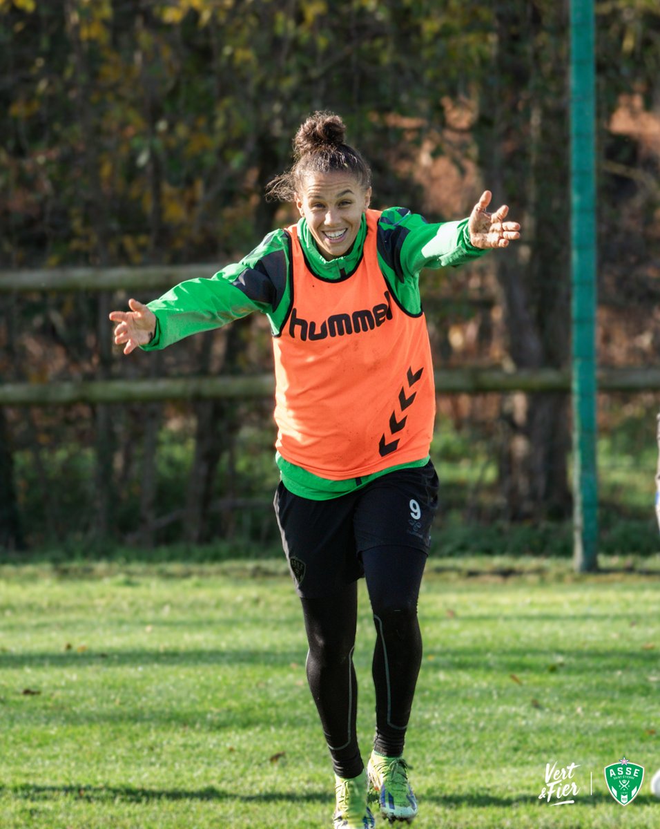 Oui Sarah, je sais, on retrouve le Chaudron et le peuple Vert pour la réception du PSG 😄

🎟️ La billetterie est ouverte, gratuit pour les abonnés et à 5€ pour le grand public 👉 asse.fr/fad205

📅 Vendredi 13 décembre
🕘 21h
📍 Stade Geoffroy-Guichard