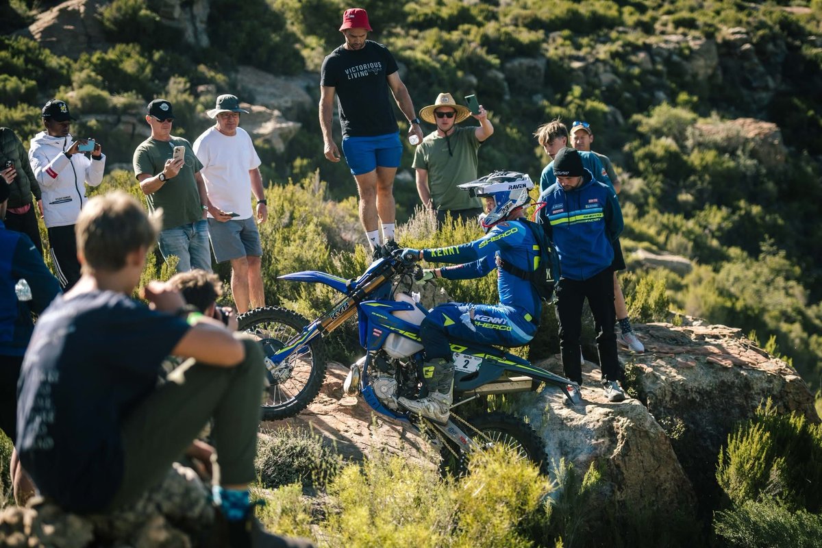 Did you know? Lesotho is The Roof of Africa because of its stunning mountains, high-altitude landscapes, and peaks like Thabana Ntlenyana (3,482m), it’s the only country entirely above 1,000m. #TselaTours #RoofOfAfrica #ExploreLesotho