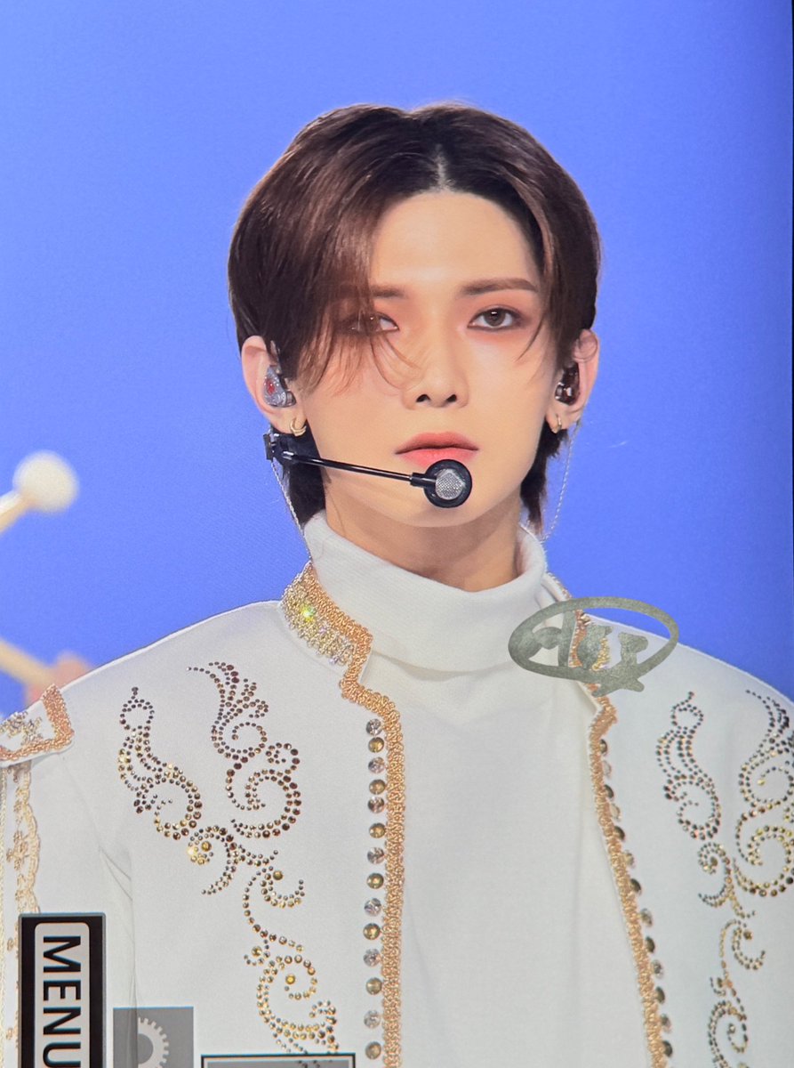 yeotoro's tweet photo. 241130 MMA pre

#ATEEZ #에이티즈 #YEOSANG #여상 #ヨサン https://t.co/IgZsJzOjvV