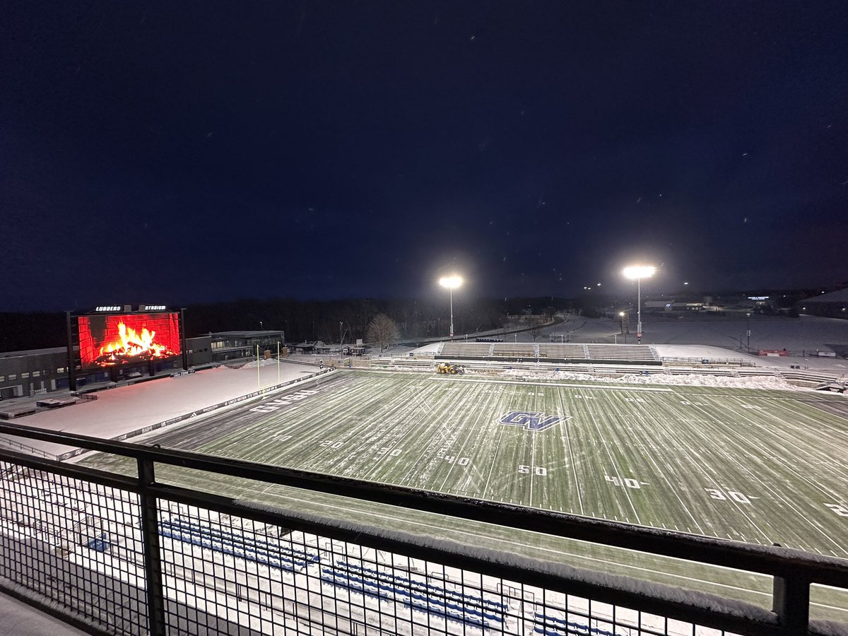 GVSU SPORTS MARKETING tweet media