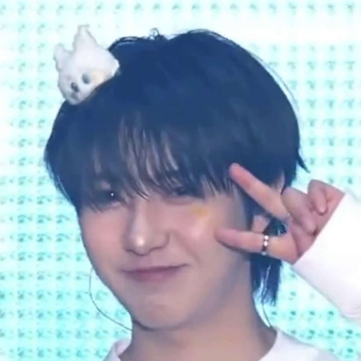 renjuniejunjun's tweet photo. you did so well renjun 🥹🫳🏻🫳🏻🫳🏻🫳🏻🫳🏻 https://t.co/cel9wLdFuI