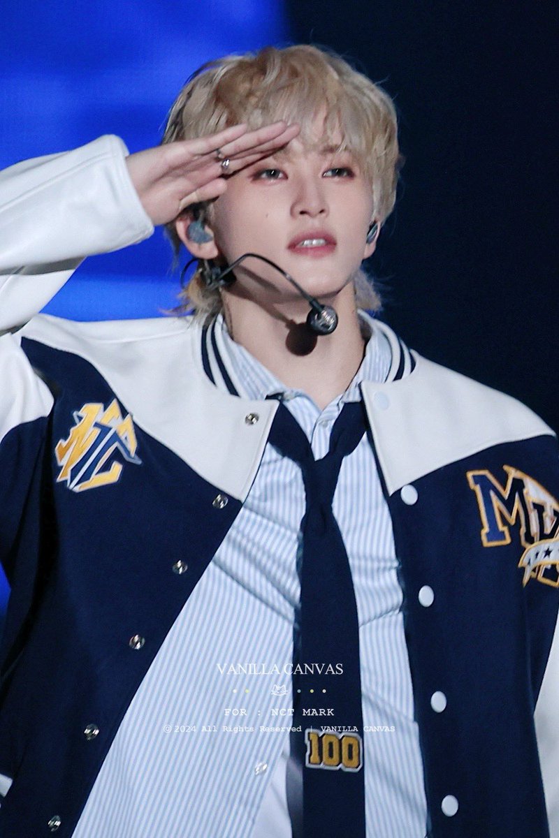 canvas990802's tweet image. 241130
오늘 누가 하이틴 영화 남주 무대위에 올려놨냐.. 
#마크 #MARK #NCTDREAM #NCT