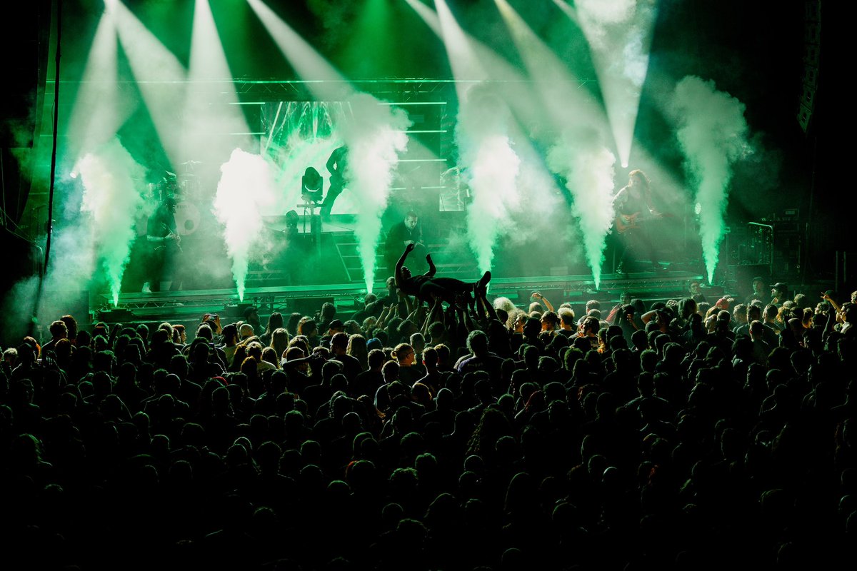 burytomorrow tweet picture