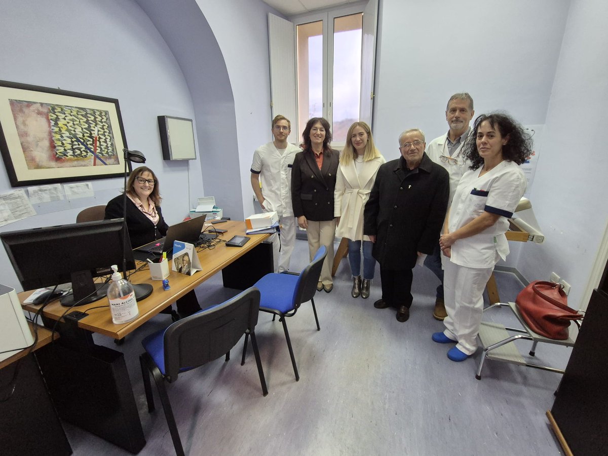 INAUGURATO OGGI IL SESTO PUNTO SALUTE INRCA A CINGOLI (MC).
All'inaugurazione del Punto Salute, in Viale della Carità 13, erano presenti il Sindaco di Cingoli Michele Vittori, la Direttrice Generale Inrca Maria Capalbo e l'Assessore alla Sanità Filippo Saltamartini.